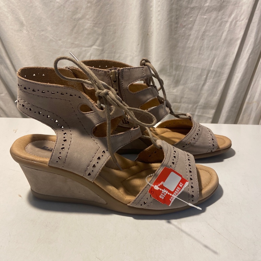 - Earth Tan suede 2” wedge heel sandals lace up front size 10W NWT